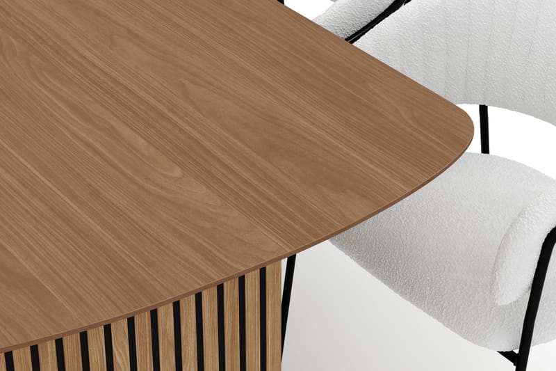 Richeto Matbord 240 cm med 8 Karol Matstolar - Naturlig finish / Vit Bouclé - Möbler - Bord & matgrupper - Matgrupper