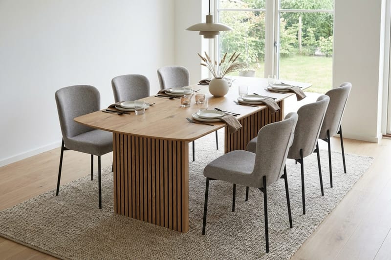 Richeto Matgrupp Ek 210 cm med 6 Elsie Matstolar - Ek/Ljusgrå - Möbler - Bord & matgrupper - Matgrupper