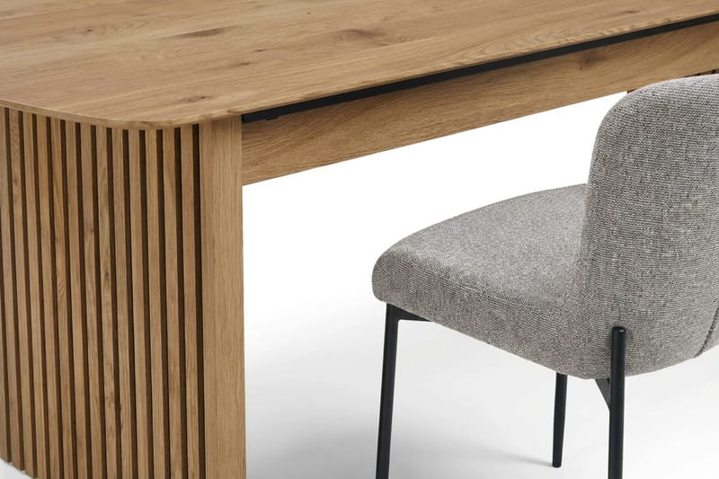 Richeto Matgrupp Ek 210 cm med 6 Elsie Matstolar - Ek/Ljusgrå - Möbler - Bord & matgrupper - Matgrupper