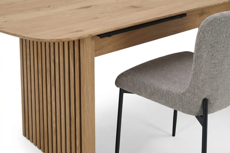 Richeto Matgrupp Ek 240 cm med 6 Elsie Matstolar - Ek/Ljusgrå - Möbler - Bord & matgrupper - Matgrupper