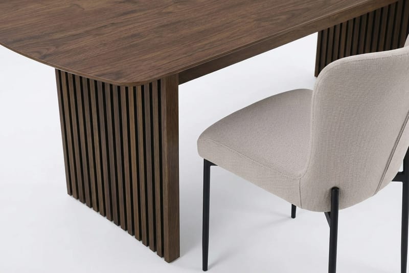 Richeto Matgrupp Rökt Ek 210 cm med 6 Elsie Matstolar - Rökt ek/Beige - Möbler - Bord & matgrupper - Matgrupper