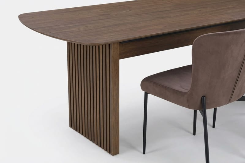 Richeto Matgrupp Rökt Ek 240 cm med 6 Elsie Matstolar - Rökt ek/Brun - Möbler - Bord & matgrupper - Matgrupper