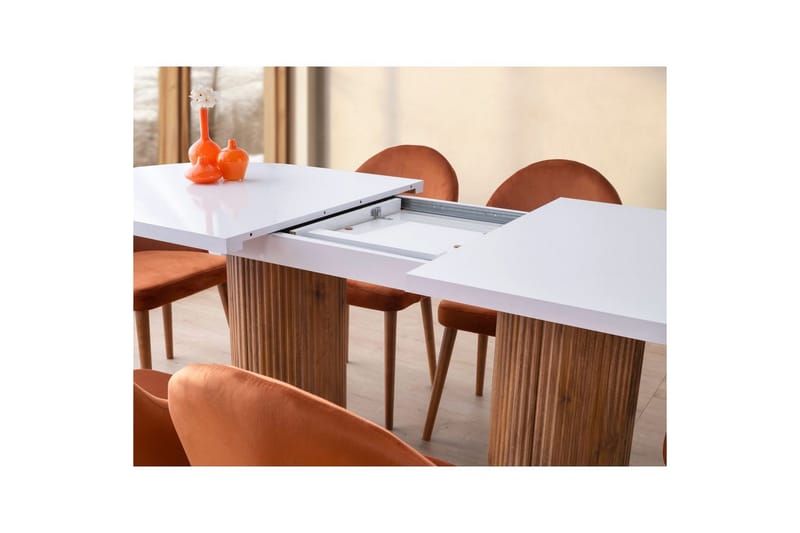 Samtens Utdragbart Ovalt Matbord 180 cm med Trä- och Valnötsutseende - Vit - Möbler - Bord & matgrupper - Matbord & köksbord