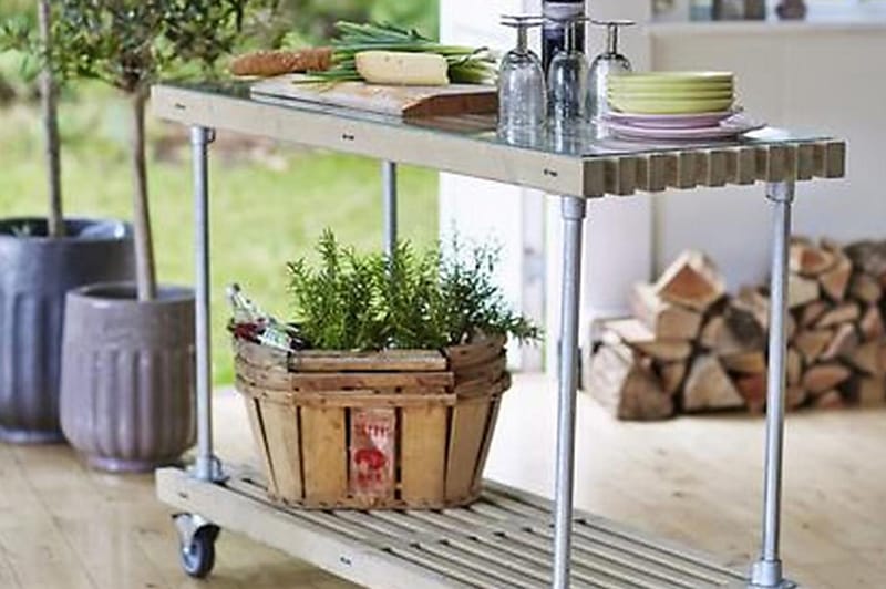 PLUS Jocke Grill/Arbetsbord Design 138 cm - Beige/Grå - Möbler - Bord & matgrupper - Serveringsvagn & barvagn - Drinkvagn