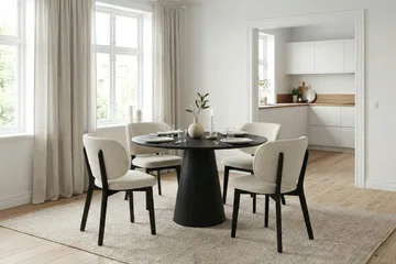 Siena Matgrupp 110 cm runt i Svart med 4 Eira Matstolar - Svartlaserad ek - Möbler - Bord & matgrupper - Matgrupper