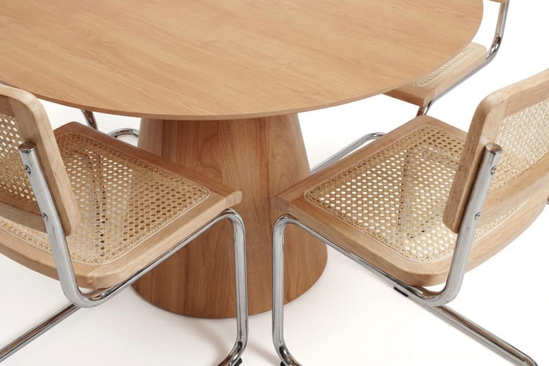 Siena Matgrupp runt 110 cm Ek med 4 Build Matstolar - Ek - Möbler - Bord & matgrupper - Matgrupper