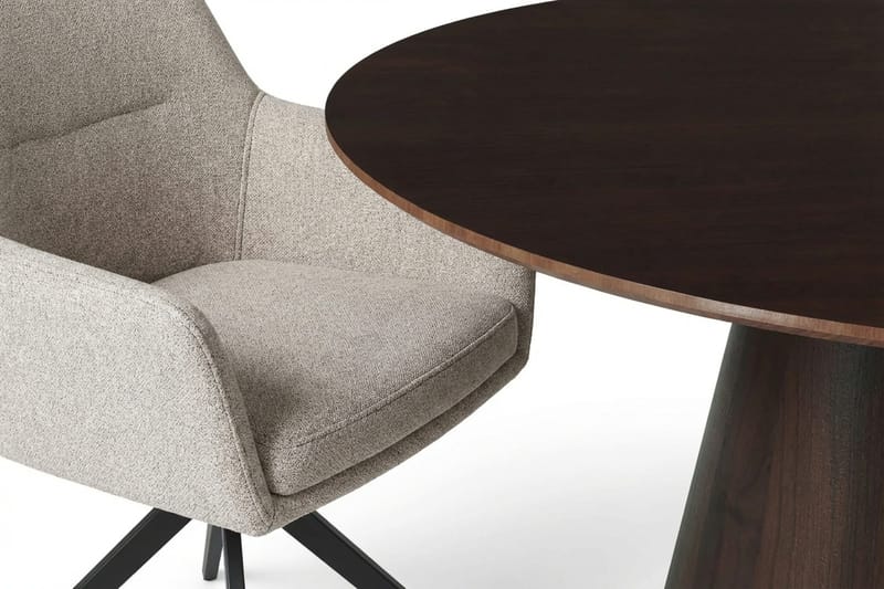 Siena Matgrupp runt 110 cm Rökt Ek med 4 Torsby Matstolar - Rökt ek - Möbler - Bord & matgrupper - Matgrupper