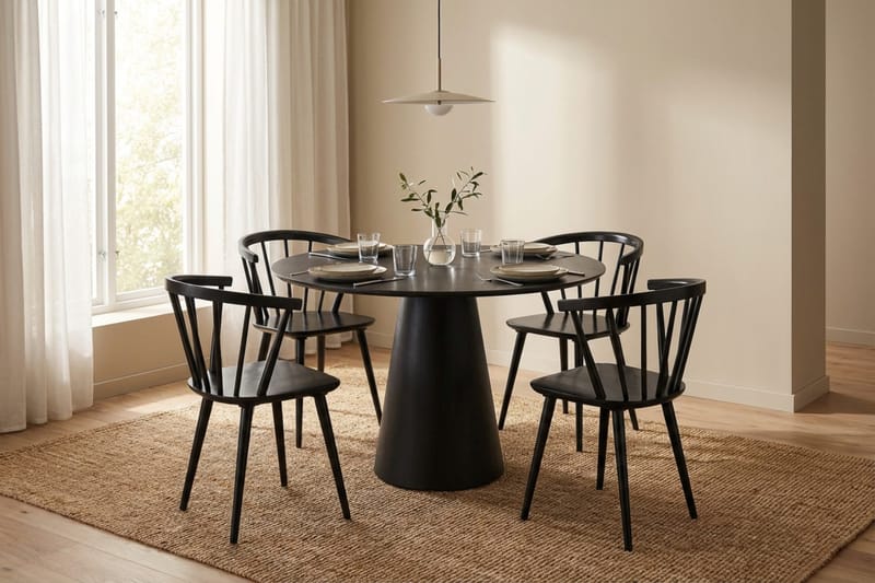 Siena Matgrupp runt 110 cm Svart med 4 Tyrö Matstolar - Svart - Möbler - Bord & matgrupper - Matgrupper