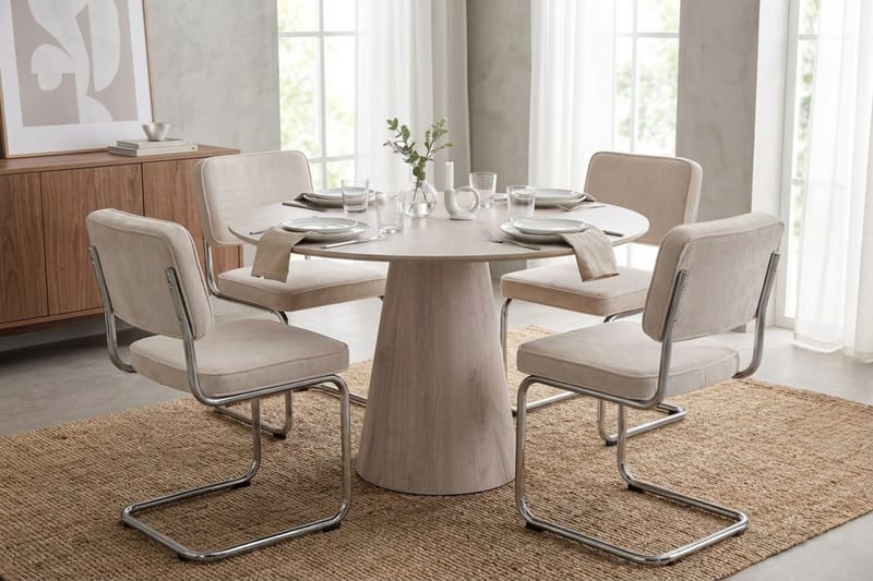 Siena Matgrupp runt 110 cm Vitlaserad med 4 Milva Matstolar - Vitlaserad/Beige/krom - Möbler - Bord & matgrupper - Matgrupper