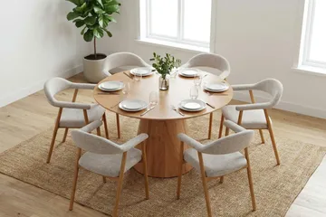 Siena Matgrupp runt 130 cm Ek med 4 Ronja Matstolar - Ek - Möbler - Bord & matgrupper - Matgrupper