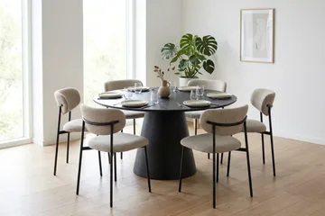 Siena Matgrupp runt 130 cm Svart med 6 Lucy Matstolar - Svartlaserad ek - Möbler - Bord & matgrupper - Matgrupper