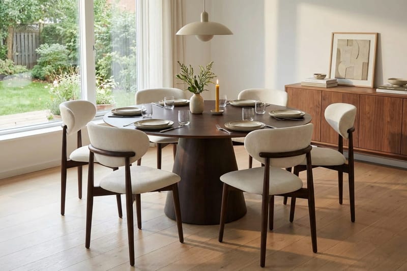 Siena Matgrupp runt 150 cm Rökt Ek med 6 Molly Matstolar - Rökt ek - Möbler - Bord & matgrupper - Matgrupper