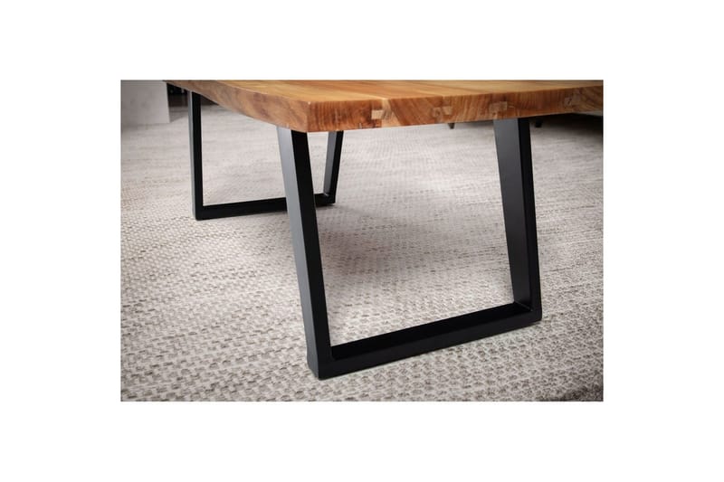 Soffbord Wohnling 120 cm massivt trä träd kant rektangulärt lantligt hus Svart, vinklade löpare - Svart, vinklade löpare - Möbler - Bord & matgrupper - Soffbord