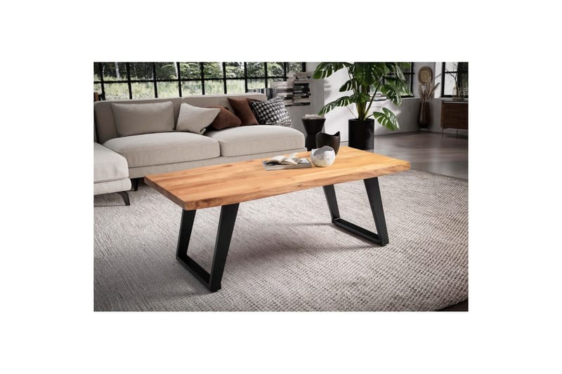 Soffbord Wohnling 120 cm massivt trä träd kant rektangulärt lantligt hus Svart, vinklade löpare - Svart, vinklade löpare - Möbler - Bord & matgrupper - Soffbord