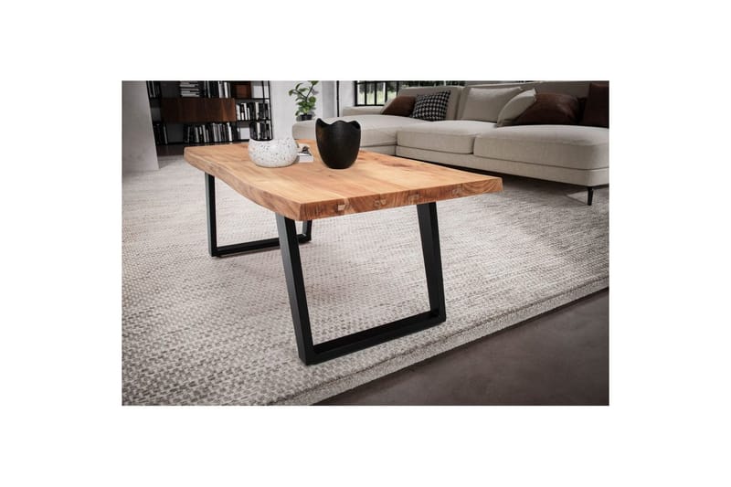 Soffbord Wohnling 120 cm massivt trä träd kant rektangulärt lantligt hus Svart, vinklade löpare - Svart, vinklade löpare - Möbler - Bord & matgrupper - Soffbord