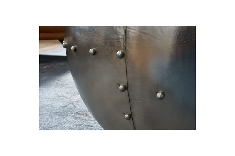 Soffbord Wohnling Massivt trä 60 cm Industriell nitad förvaringsutrymme - Möbler - Bord & matgrupper - Soffbord