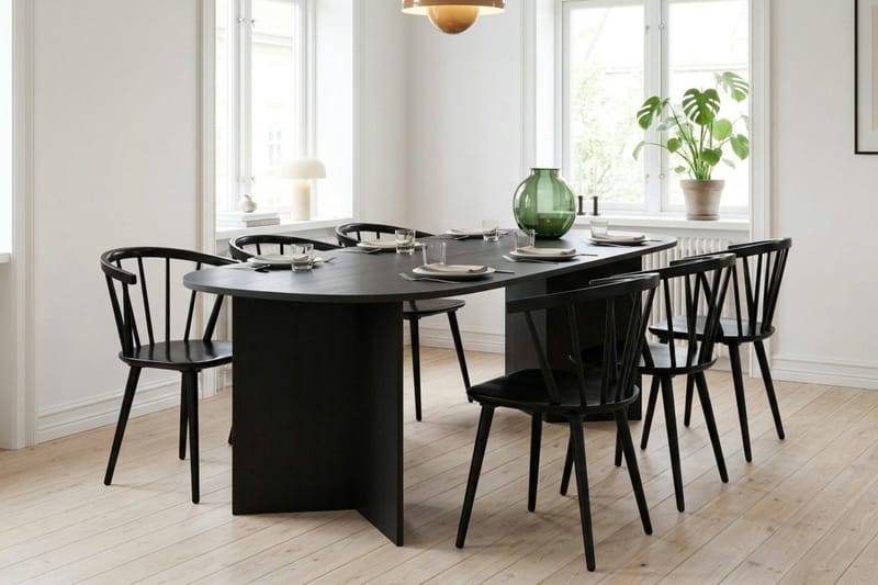 Vera Matgrupp rektangulärt 220 cm Svart med 6 Tyrö Matstolar - Svart - Möbler - Bord & matgrupper - Matgrupper