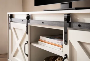Alino TV-bänk 150 cm - Vit med svarta beslag - Möbler - Tv möbel & mediamöbel - TV bänk & mediabänk