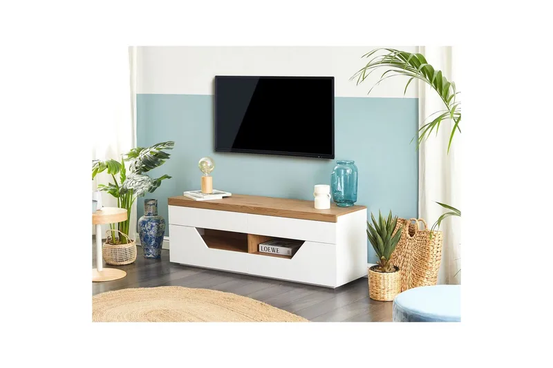 Cheval Golvstående TV-bänk 140 cm med Förvaring och Lådor i Målat Trä - Vit - Möbler - Tv möbel & mediamöbel - TV bänk & mediabänk