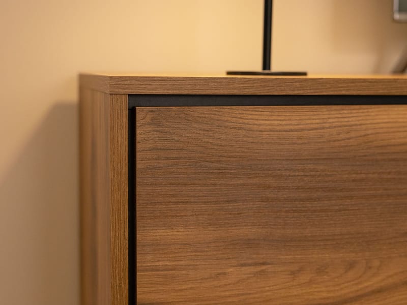 Lorvenn Tv-bänk 190 cm - Brun/Svart - Möbler - Tv möbel & mediamöbel - TV bänk & mediabänk