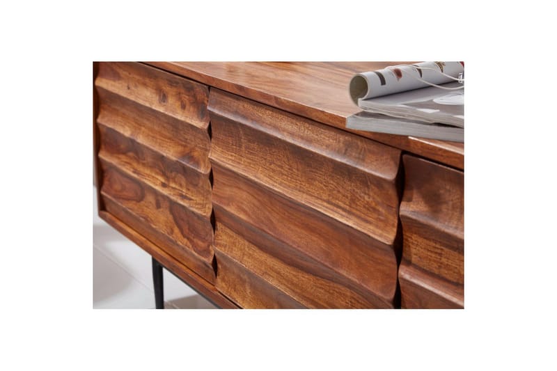 Lowboard Wohnling Massivt trä med förvaring, 3 dörrar, lantlig stil - Möbler - Tv möbel & mediamöbel - TV skåp