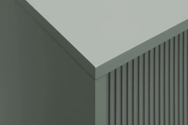 Matterhorn Smal tv-bänk med förvaring 40 cm djup 157 cm bred 58 cm hög - Grön - Möbler - Tv möbel & mediamöbel - TV bänk & mediabänk