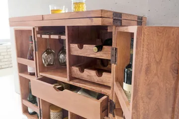 Cluett Barskåp - Trä/natur - Hushåll - Bar & vin - Barmöbler