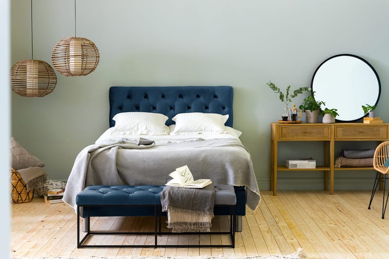 Ella Sängpaket 140x200 cm Djuphäftad Gavel - Mörkblå/Sammet - Möbler - Säng - Komplett sängpaket