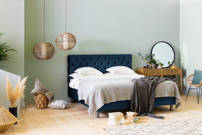 Ella Sängpaket 160x200 cm Djuphäftad Gavel - Mörkblå/Sammet - Möbler - Säng - Komplett sängpaket