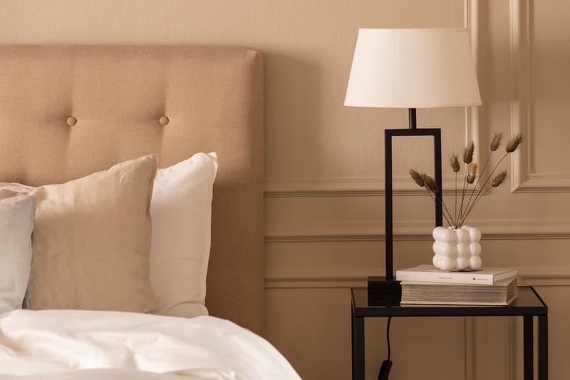 Scarlett Sängpaket 140x200 Skummadrass - Knappad gavel Beige - Möbler - Säng - Komplett sängpaket