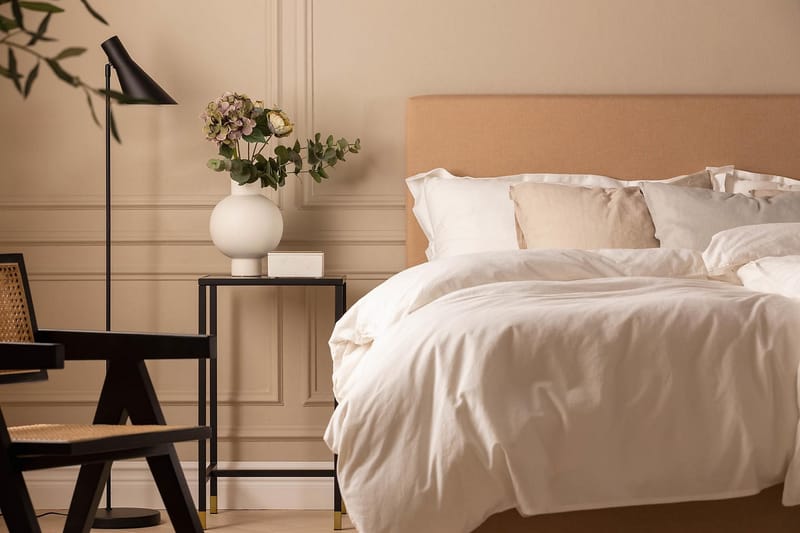 Scarlett Sängpaket 150x200 Memorymadrass - Slät gavel Beige - Möbler - Säng - Kontinentalsäng