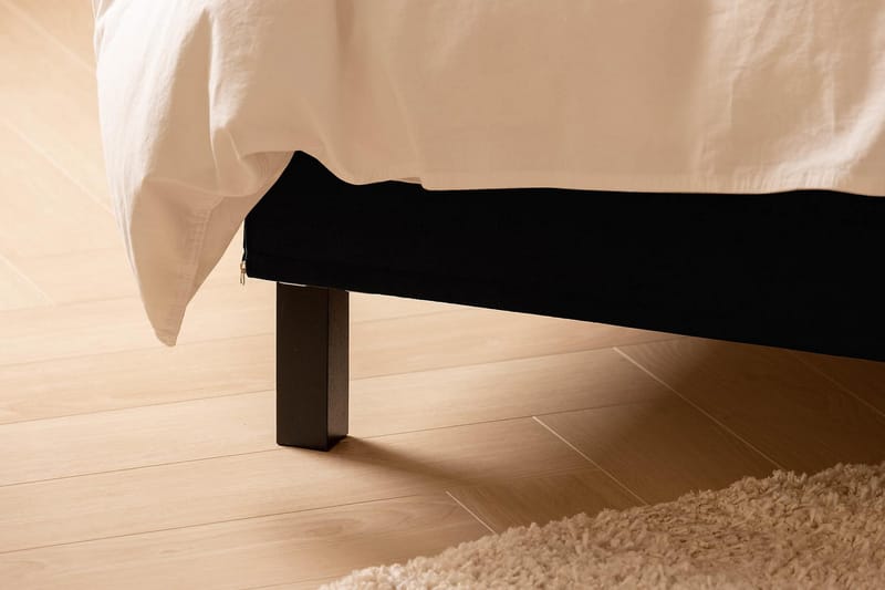 Scarlett Sängpaket 150x200 Skummadrass - Slät gavel Svart - Möbler - Säng - Komplett sängpaket
