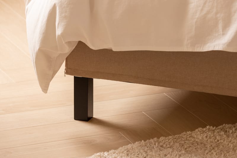 Scarlett Sängpaket 180x200 Skummadrass - Djuphäftad gavel Beige - Möbler - Säng - Komplett sängpaket