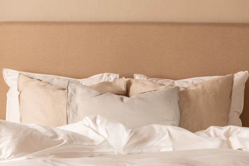 Scarlett Sängpaket 90x200 Skummadrass - Slät gavel Beige - Möbler - Säng - Komplett sängpaket