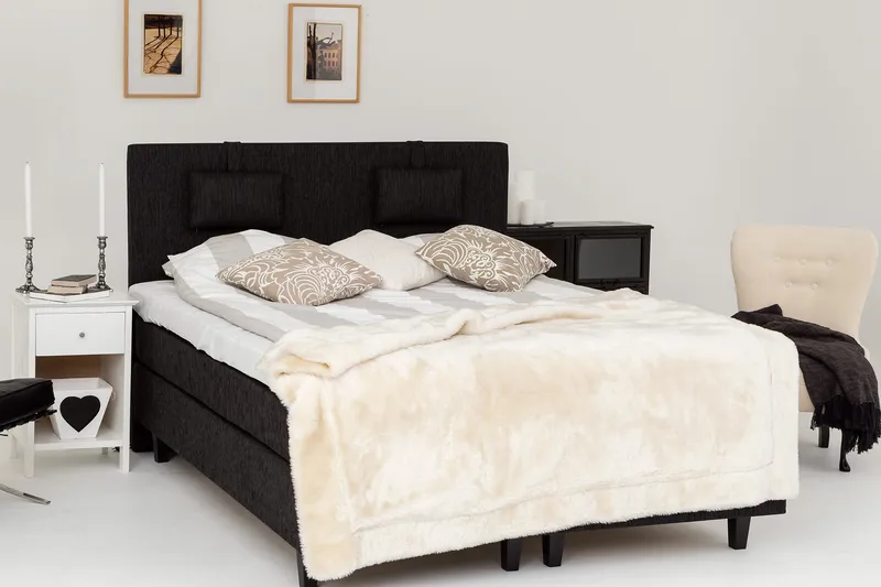 Charleston Kontinentalsäng 160x200 Fast Polyeterskum - Svart - Möbler - Säng - Kontinentalsäng