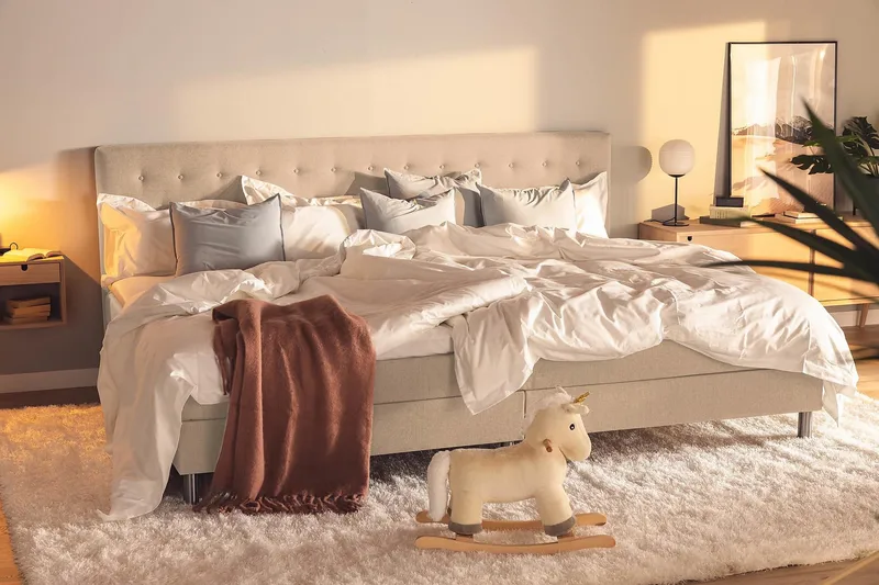 Ella Familjesäng 280x210  cm - (+Fler val) Beige - Möbler - Säng - Kontinentalsäng
