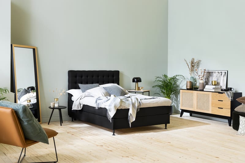 Ella Sängpaket 120x200 cm Rutig Gavel - Svart - Möbler - Säng - Komplett sängpaket
