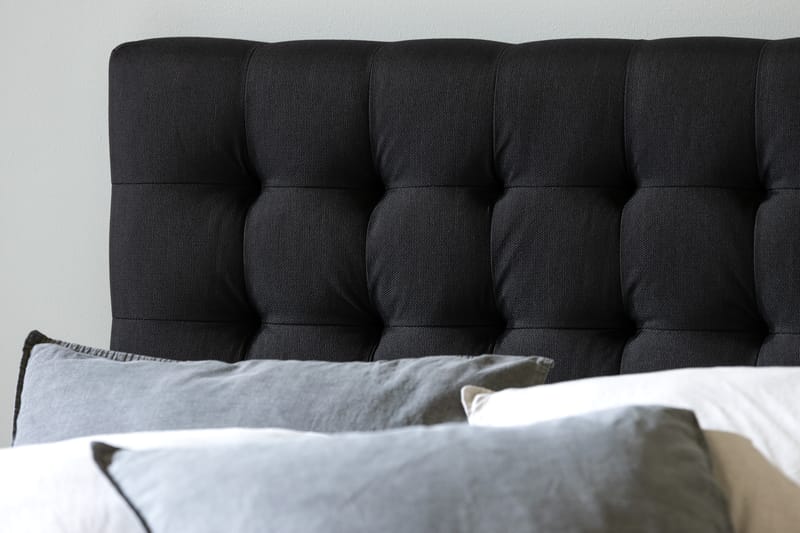 Ella Sängpaket 120x200 cm Rutig Gavel - Svart - Möbler - Säng - Komplett sängpaket