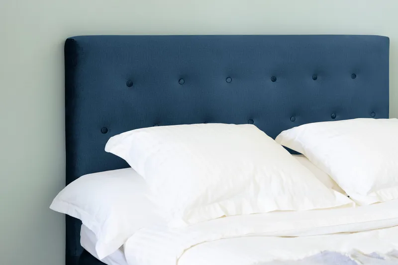 Ella Sängpaket 140x200 cm Knapp Gavel - Mörkblå/Sammet - Möbler - Säng - Kontinentalsäng