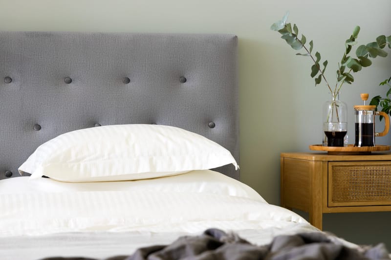 Ella Sängpaket 160x200 cm Knapp Gavel - Ljusgrå/Sammet - Möbler - Säng - Kontinentalsäng