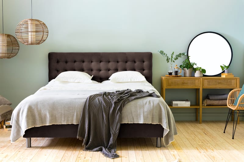 Ella Sängpaket 160x200 cm Rutig Gavel - Brun/Sammet - Möbler - Säng - Komplett sängpaket