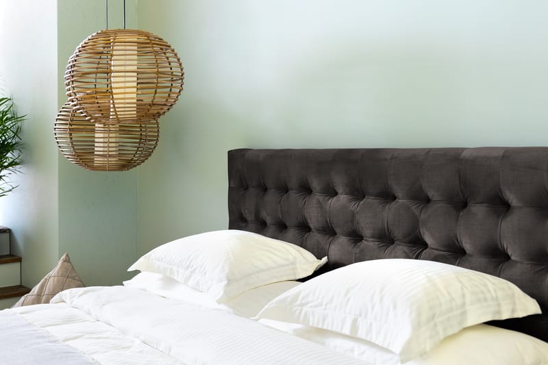 Ella Sängpaket 180x200 cm Rutig Gavel - Mörkgrå/Sammet - Möbler - Säng - Komplett sängpaket