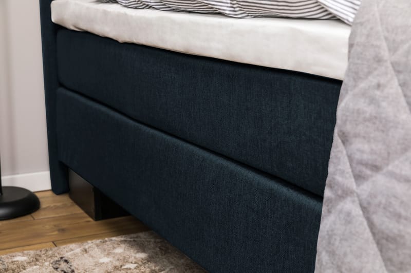 Hilton Lyx Komplett Sängpaket160x200  Mörkblå - Mörkblå - Dubbelsäng - Komplett sängpaket - Kontinentalsäng