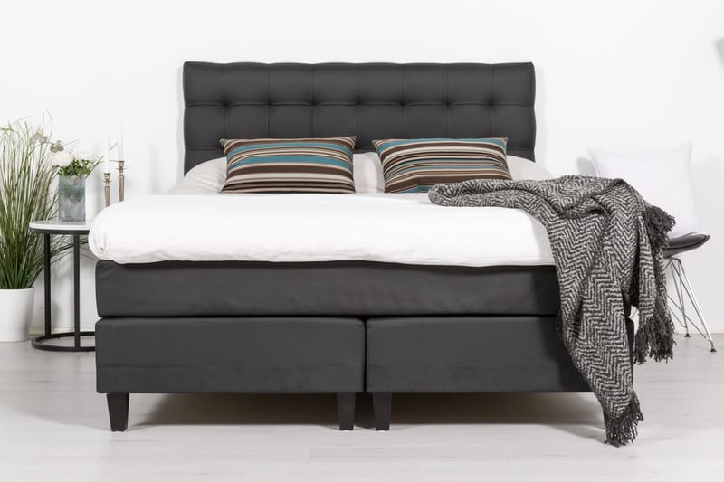 Hilton Lyx Sängpaket 160x200Konstläder  Svart - Svart - Möbler - Säng - Komplett sängpaket
