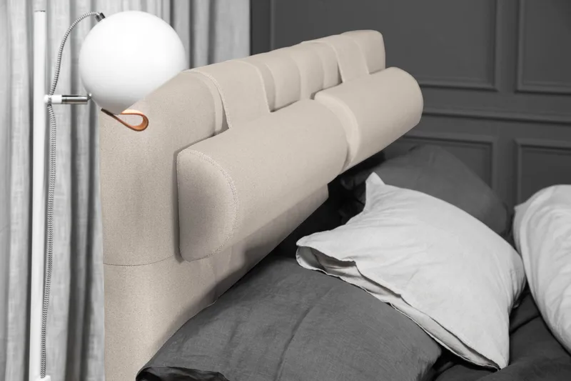 Lucky Komplett Sängpaket 140x200 Skum Diamant Sänggavel - Nackkudde Stor Beige - Möbler - Säng - Kontinentalsäng