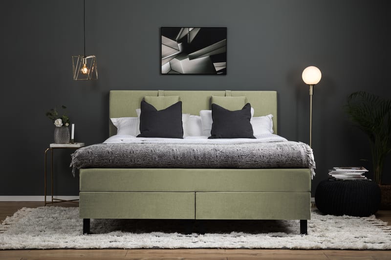 Lucky Komplett Sängpaket 160x200 Skum Slät Sänggavel - Nackkudde Liten Grön - Möbler - Säng - Komplett sängpaket