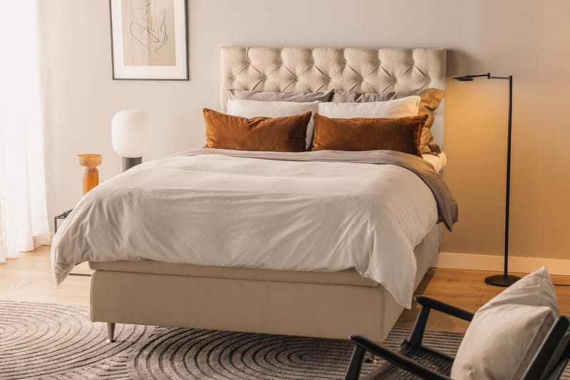 Oslo Lyx Sängpaket Boucle 140x200 Djuphäftad gavel - Beige - Möbler - Säng - Kontinentalsäng