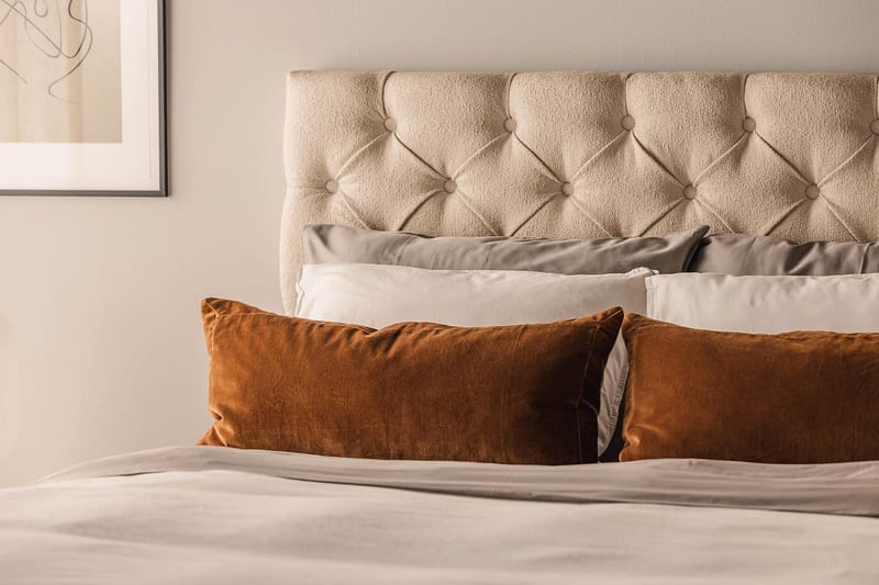 Oslo Lyx Sängpaket Boucle 140x200 Djuphäftad gavel - Beige - Möbler - Säng - Kontinentalsäng