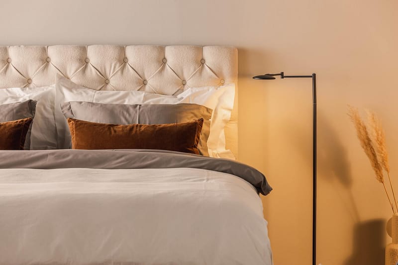 Oslo Lyx Sängpaket Boucle 180x200 Djuphäftad gavel - Ljusbeige - Möbler - Säng - Kontinentalsäng
