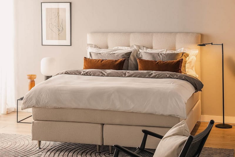 Oslo Lyx Sängpaket Boucle 180x200 Knappad gavel - Beige - Möbler - Säng - Kontinentalsäng